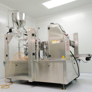 FOOD POUCH DOYPACK LIQUID FILING & SEALING